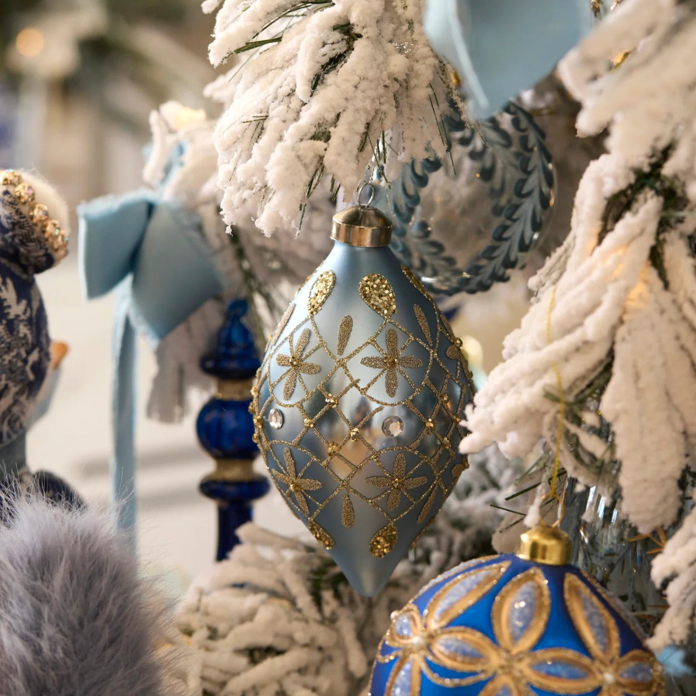BLUE QUILTED FLEUR DROP BAUBLE - Pure Apotheca