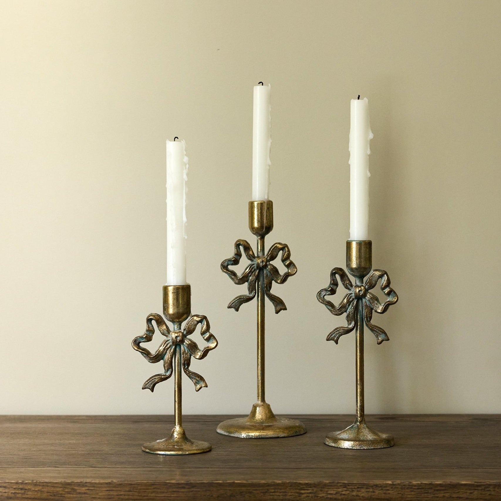Bow Design Candleholder Small - Pure Apotheca
