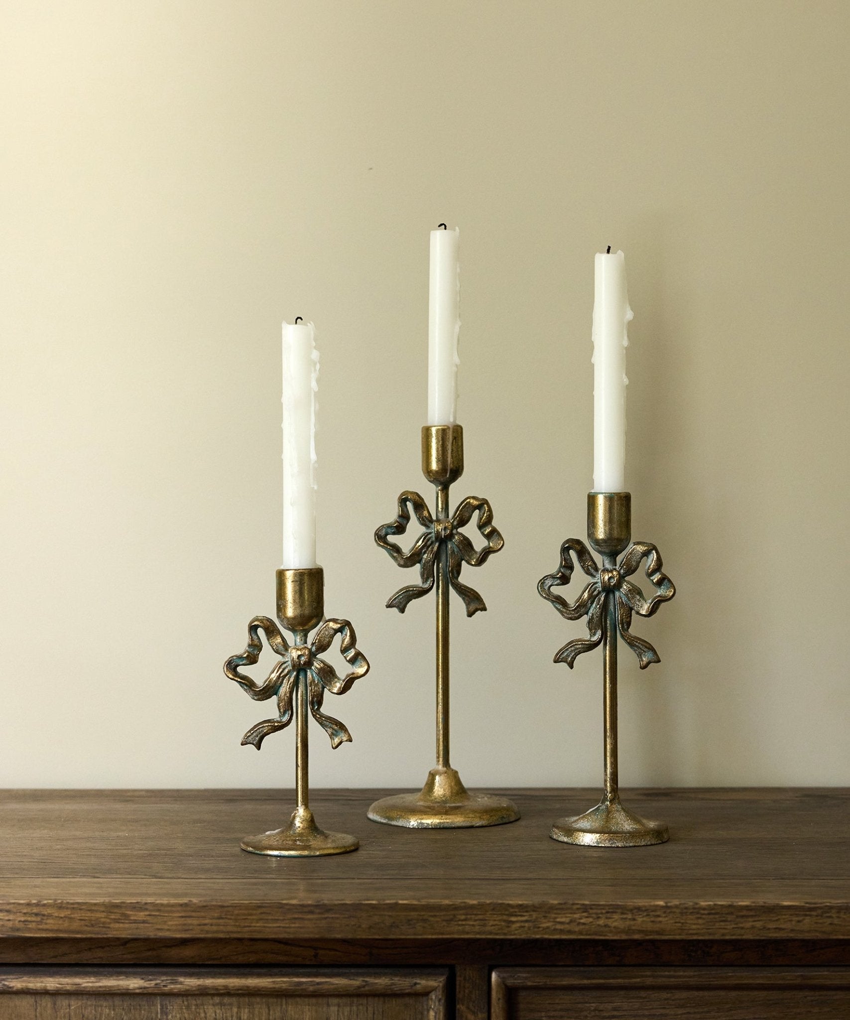 Bow Design Candleholder Small - Pure Apotheca