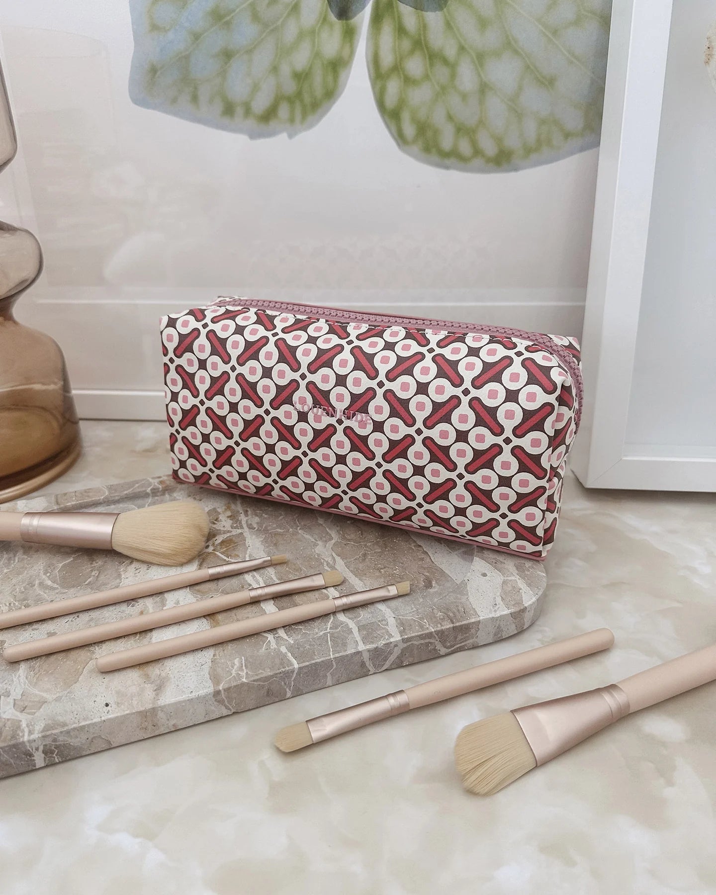Brianna Makeup Bag Retro Pink - Pure Apotheca