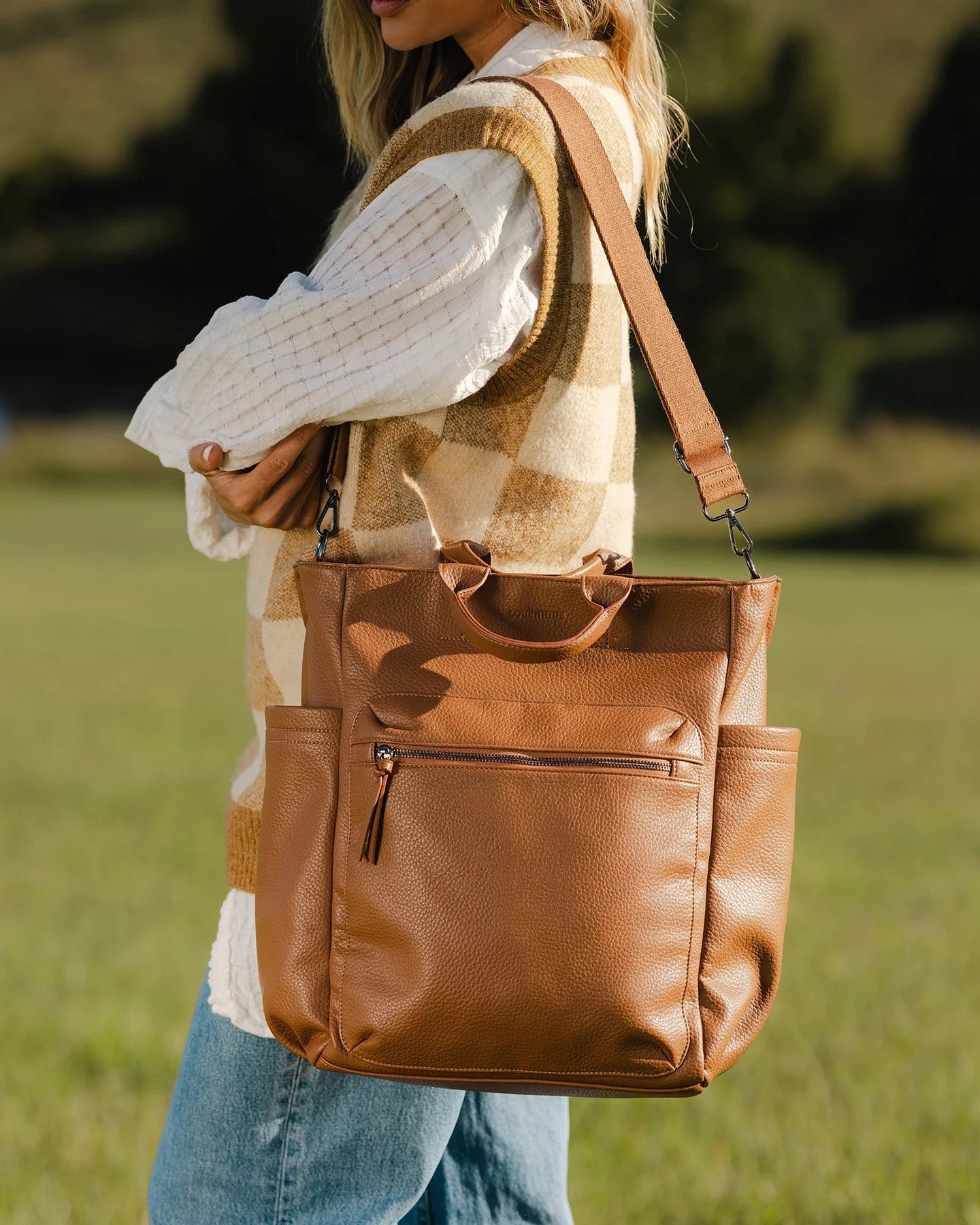 Bronx Backpack Nutmeg - Pure Apotheca