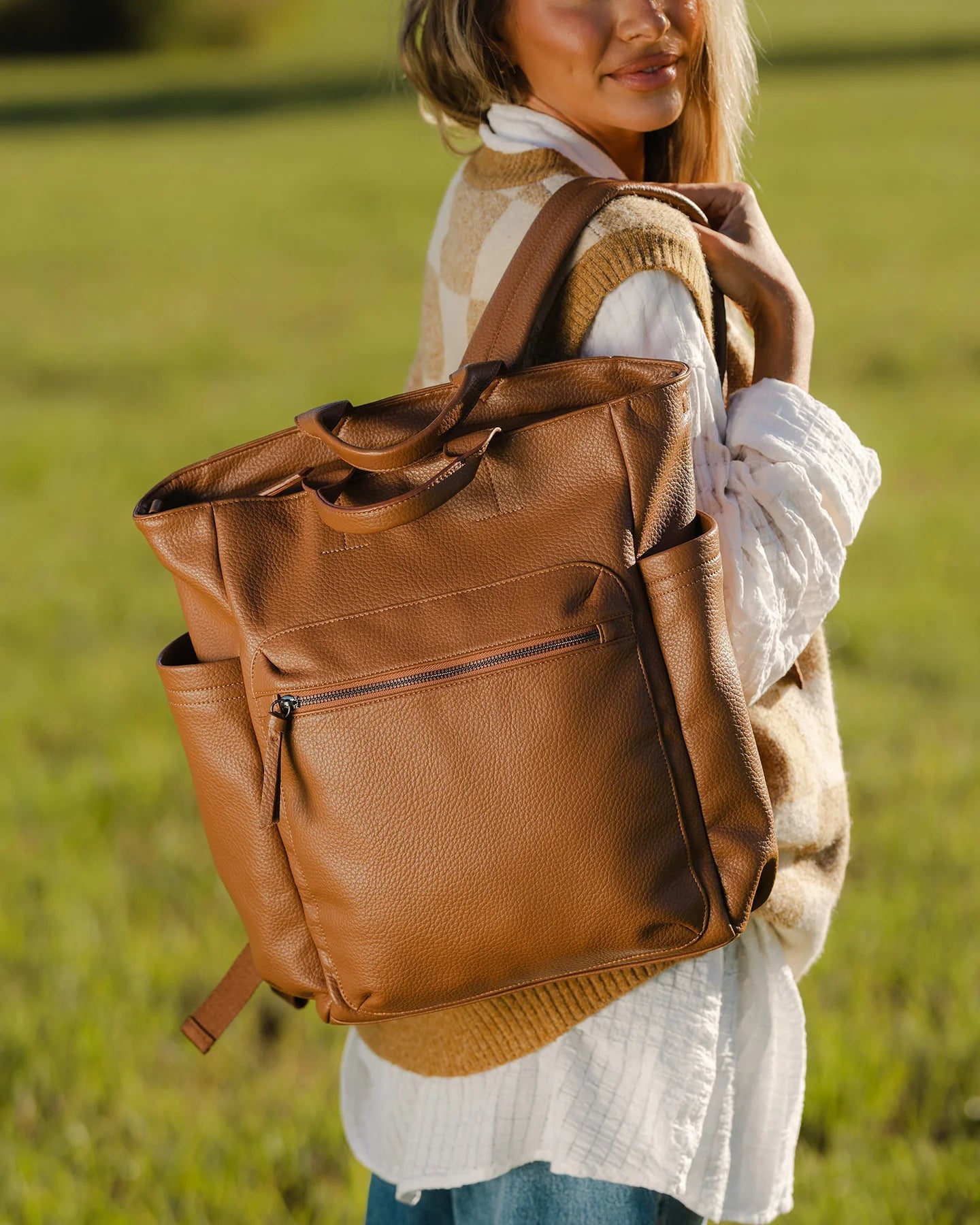 Bronx Backpack Nutmeg - Pure Apotheca