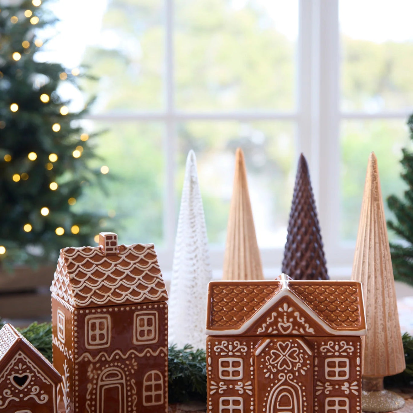 CERAMIC GINGERBREAD MANSION JAR - Pure Apotheca