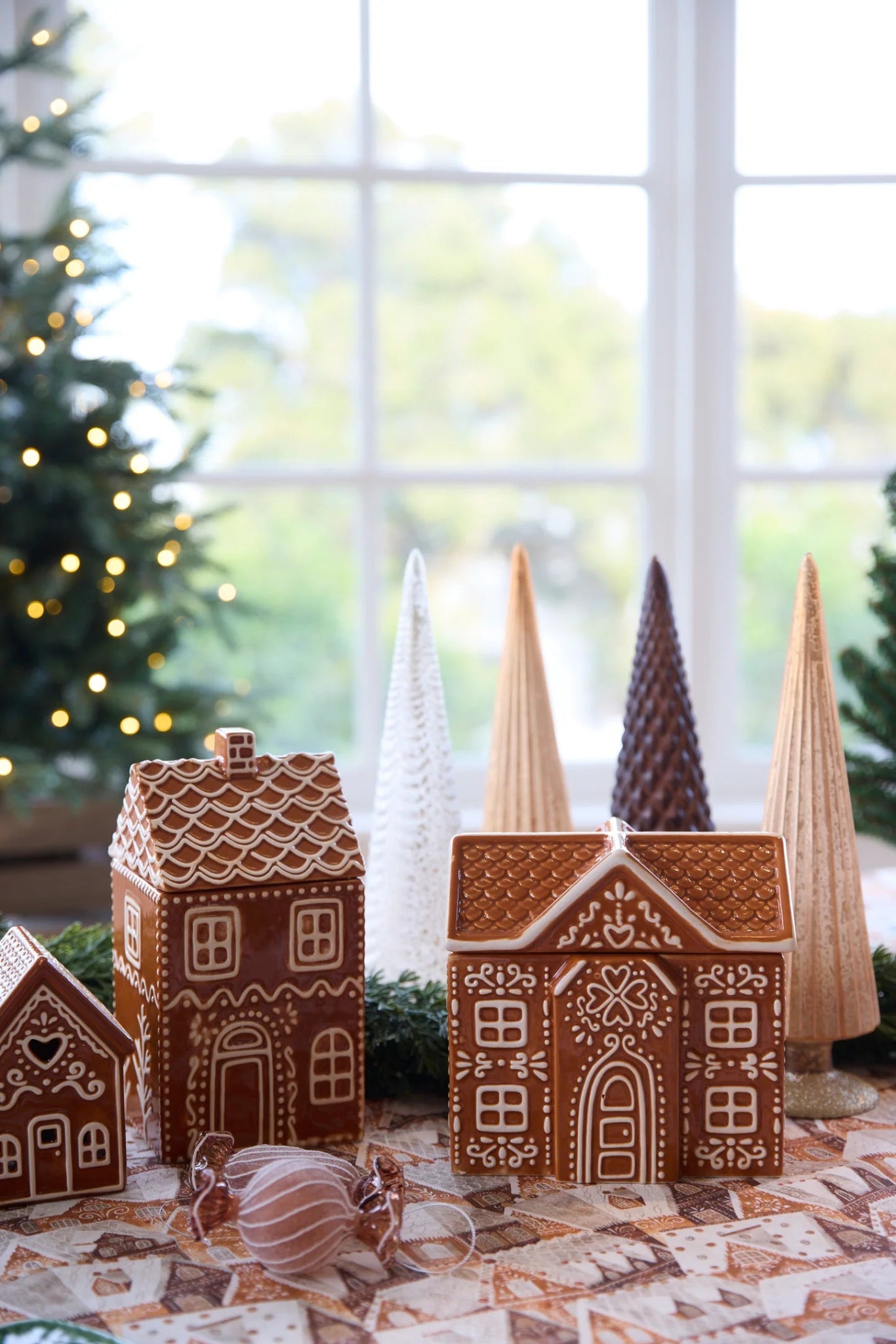 CERAMIC GINGERBREAD MANSION JAR - Pure Apotheca