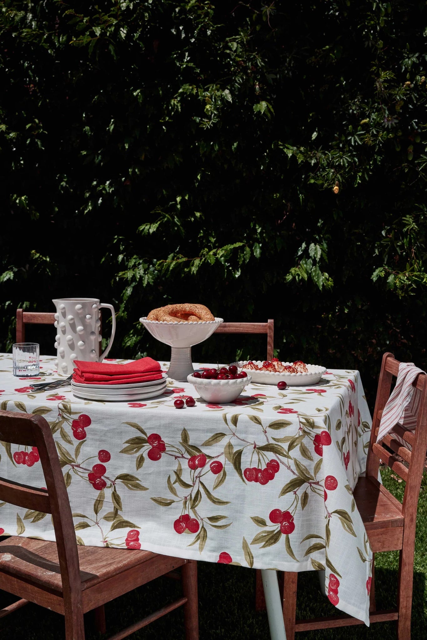 CHERRY TABLE RUNNER 35X140CM - Pure Apotheca