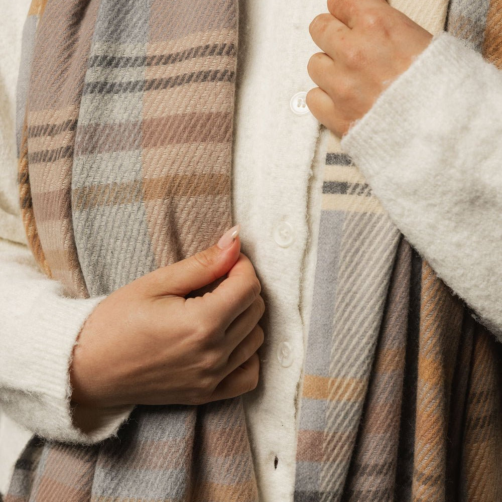 Chester Scarf Honey - Pure Apotheca