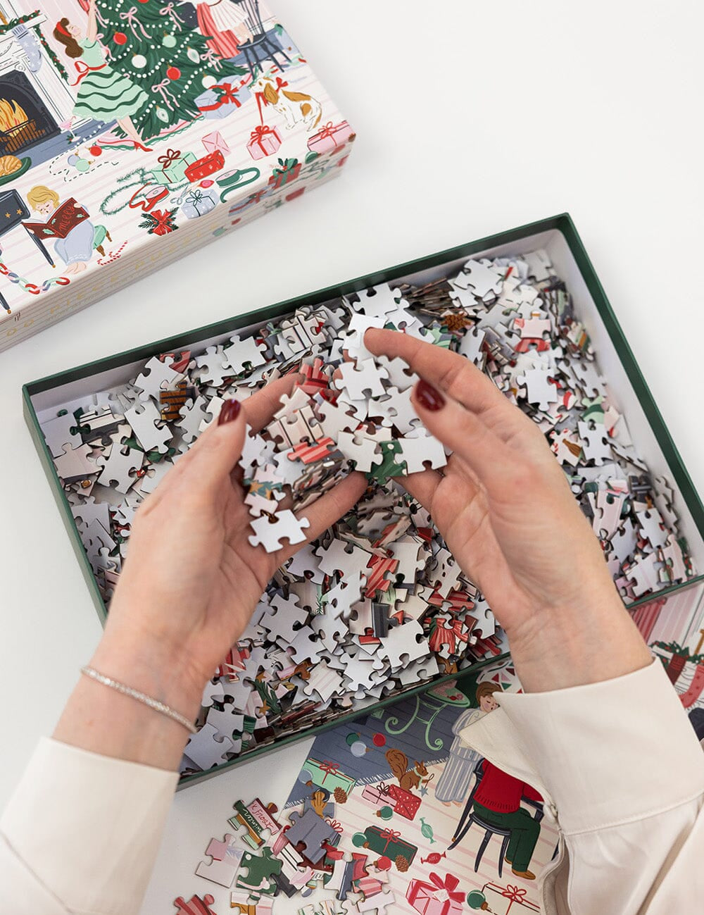 Christmas Eve 1000pc Puzzle - Pure Apotheca