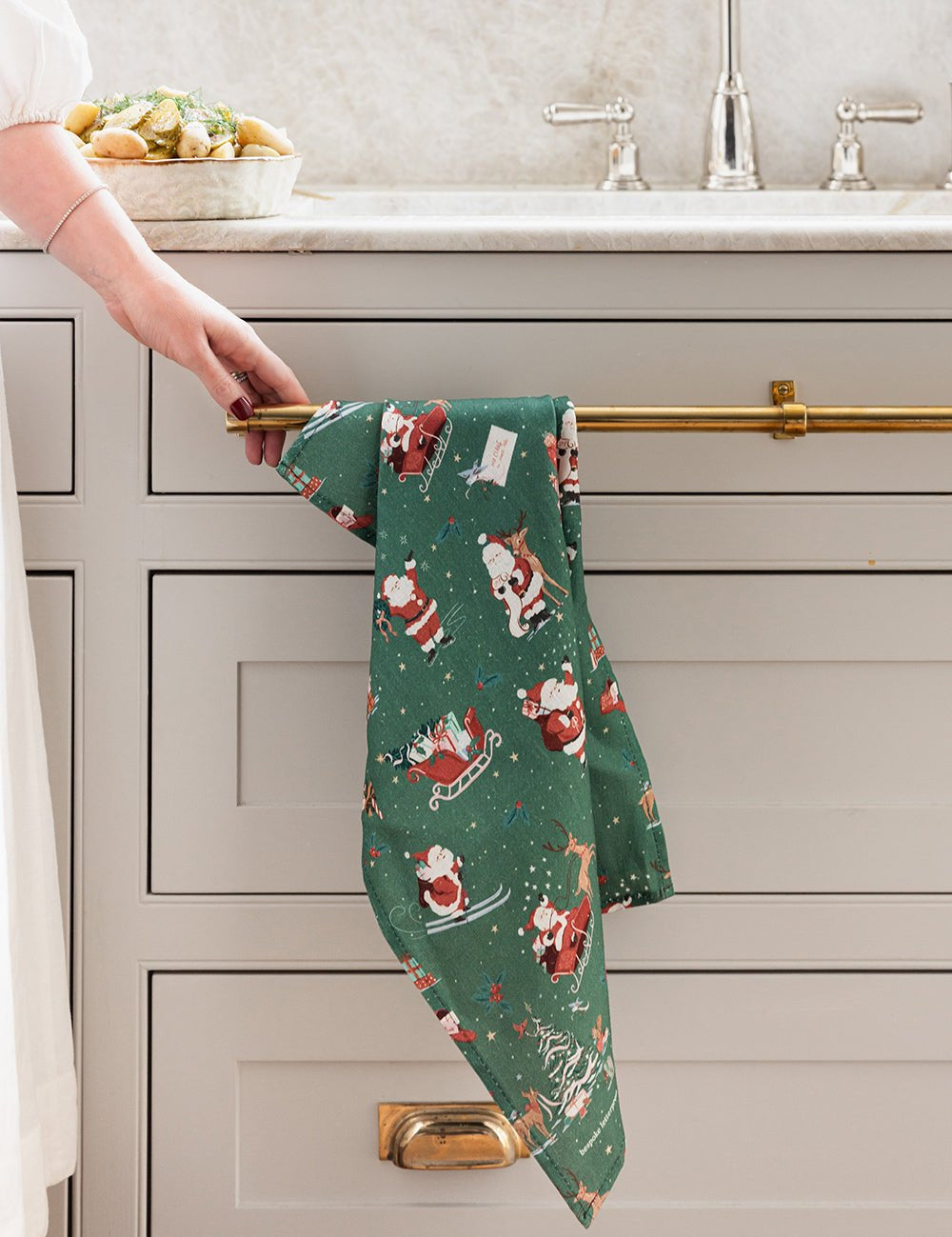 Christmas Santas Linen Teatowel - Pure Apotheca