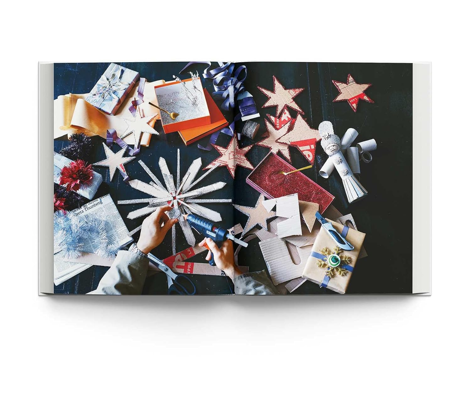 Christmas Season: Created by Scandinavian Artists - Pure Apotheca