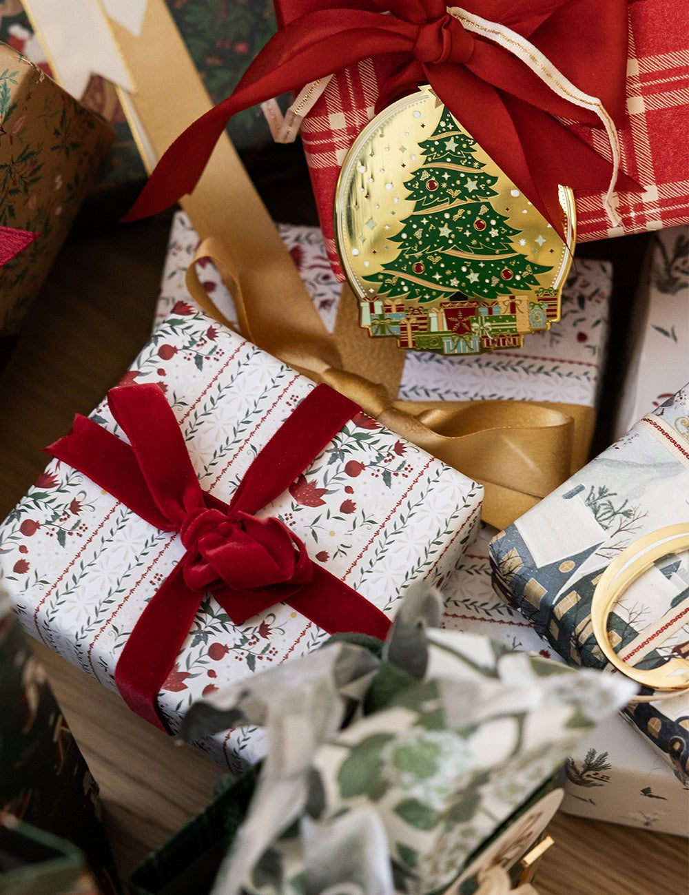 Christmas Tree Enamel Ornament - Pure Apotheca