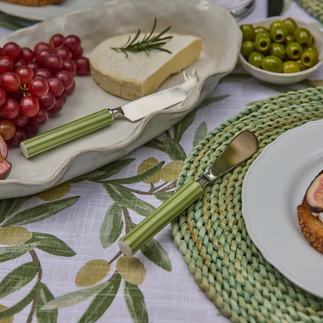 CLYDE STRIPE TWO TONE GREEN CHEESE KNIFE SET - Pure Apotheca