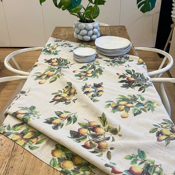 Como Linen Tablecloth 250x150cm - Lemons - Pure Apotheca