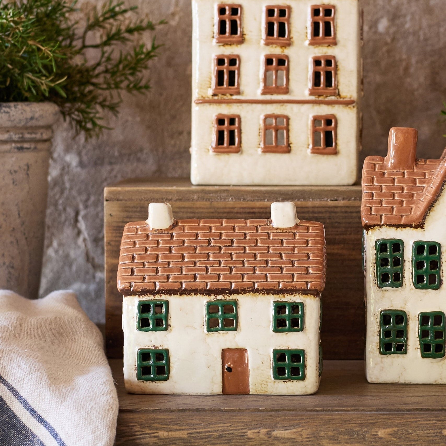 Cotswolds Country Tea Light Cottage - Pure Apotheca