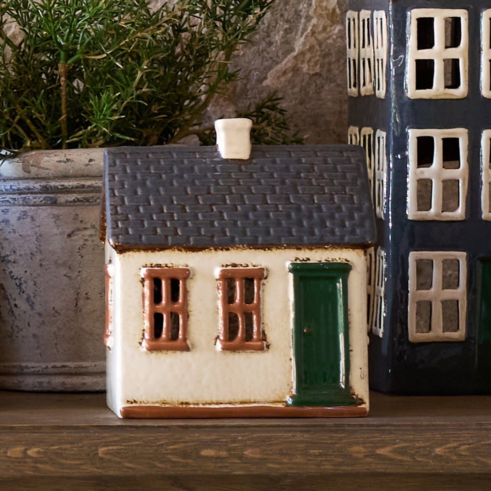 Cotswolds Country Tea Light Homestead - Pure Apotheca