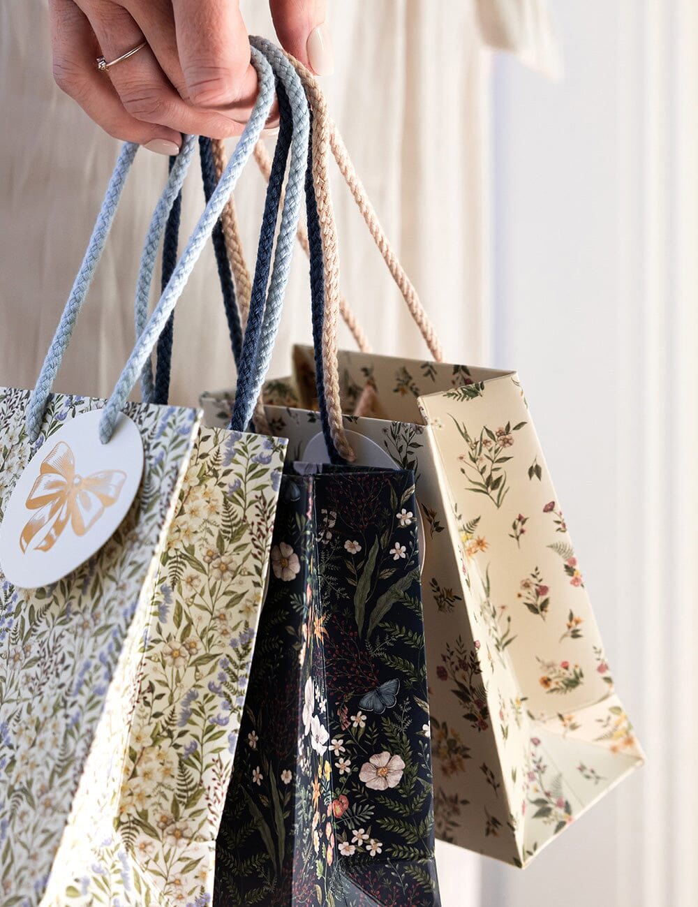 Dainty Blooms Gift Bag Small - Pure Apotheca