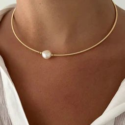 Dakota Pearl Gold Coil Necklace - Pure Apotheca