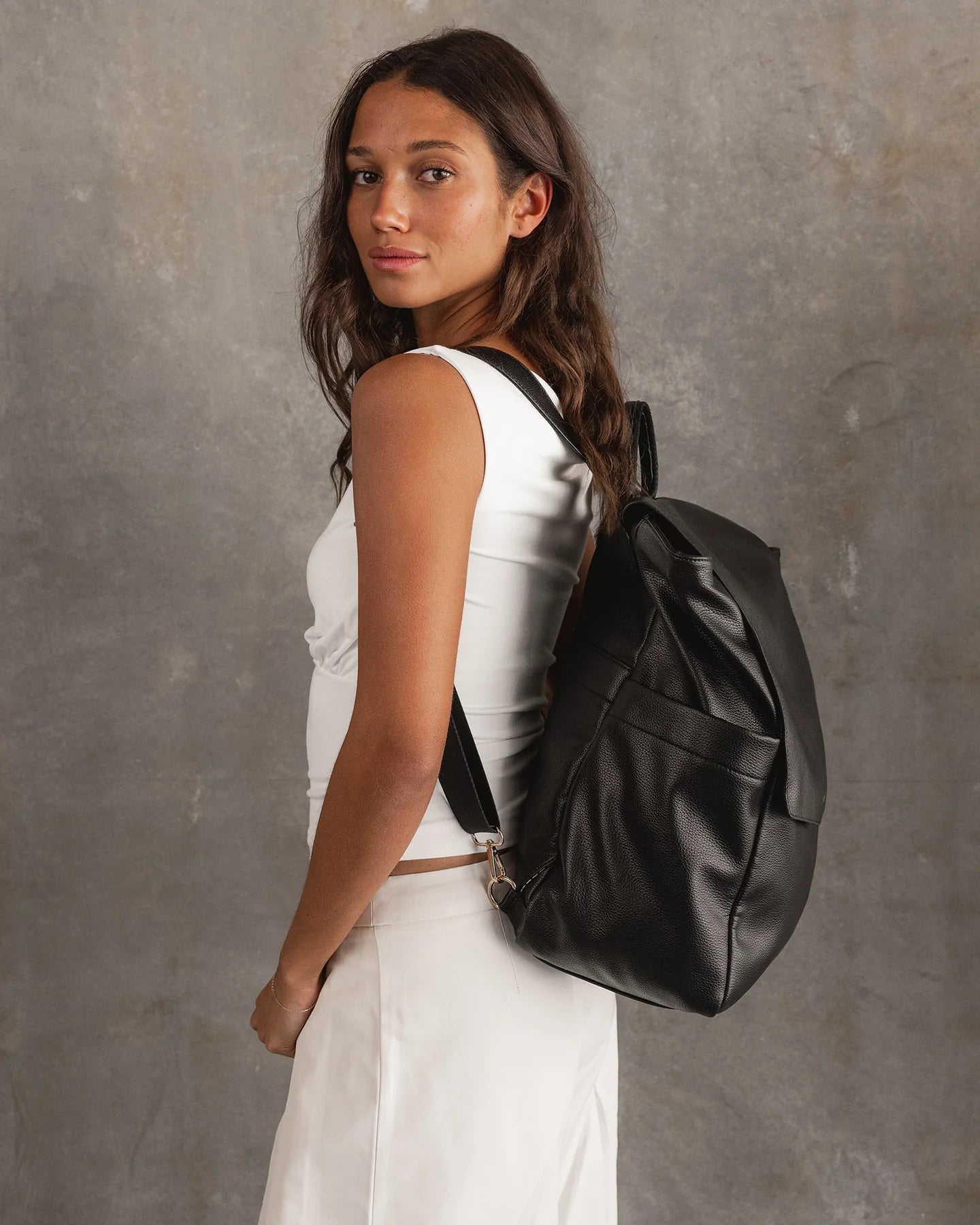 Drew Backpack Black - Pure Apotheca