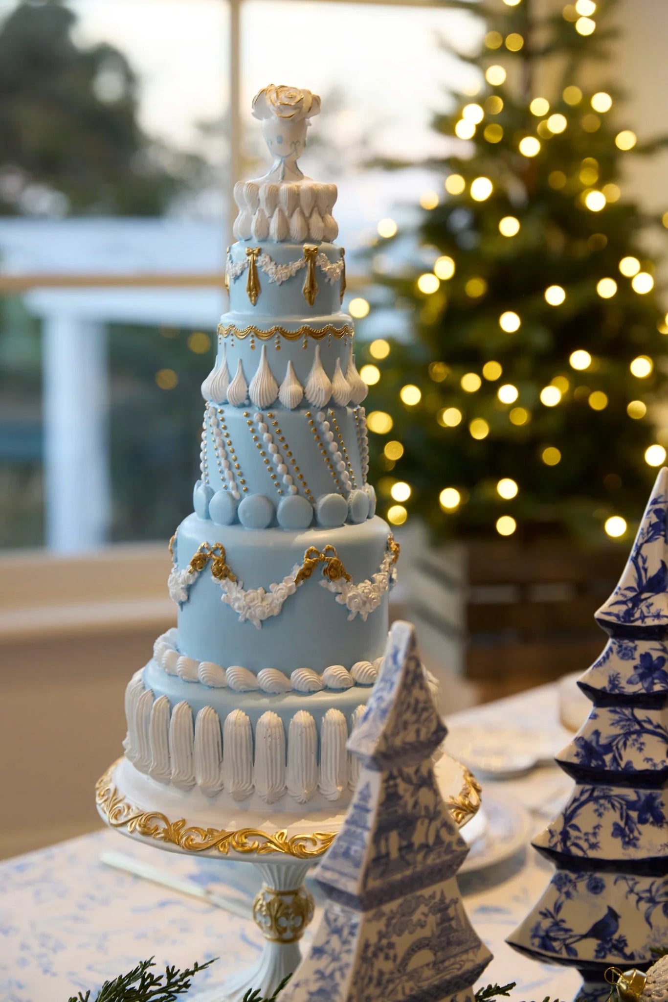 ELABORATE FROSTY BLUE CAKE - Pure Apotheca
