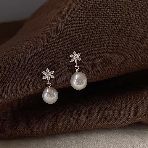 Fleur Pearl Stud Earrings - Pure Apotheca