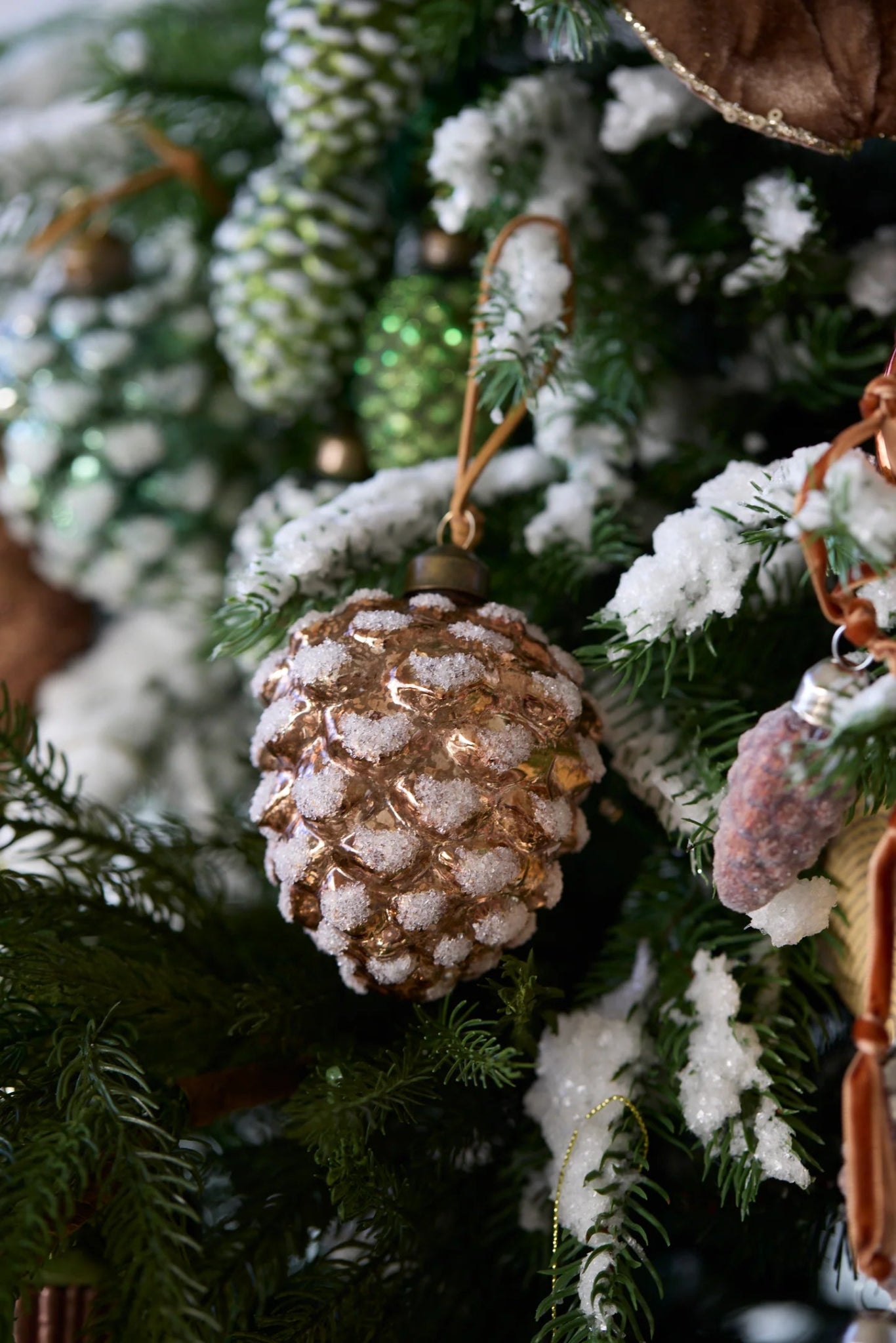 FROSTED COPPER PINECONE BAUBLE - Pure Apotheca