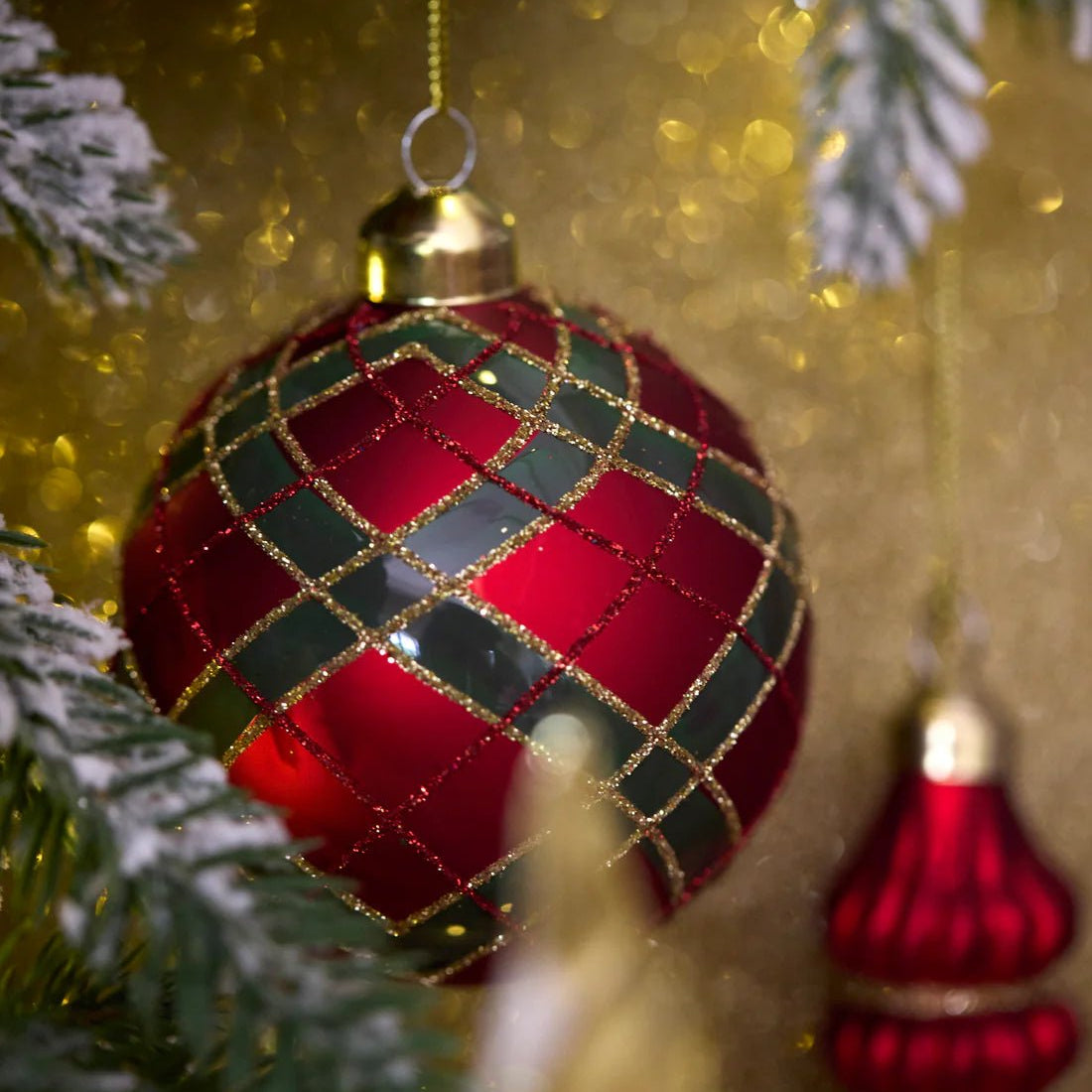 FROSTED TARTAN BAUBLE - Pure Apotheca