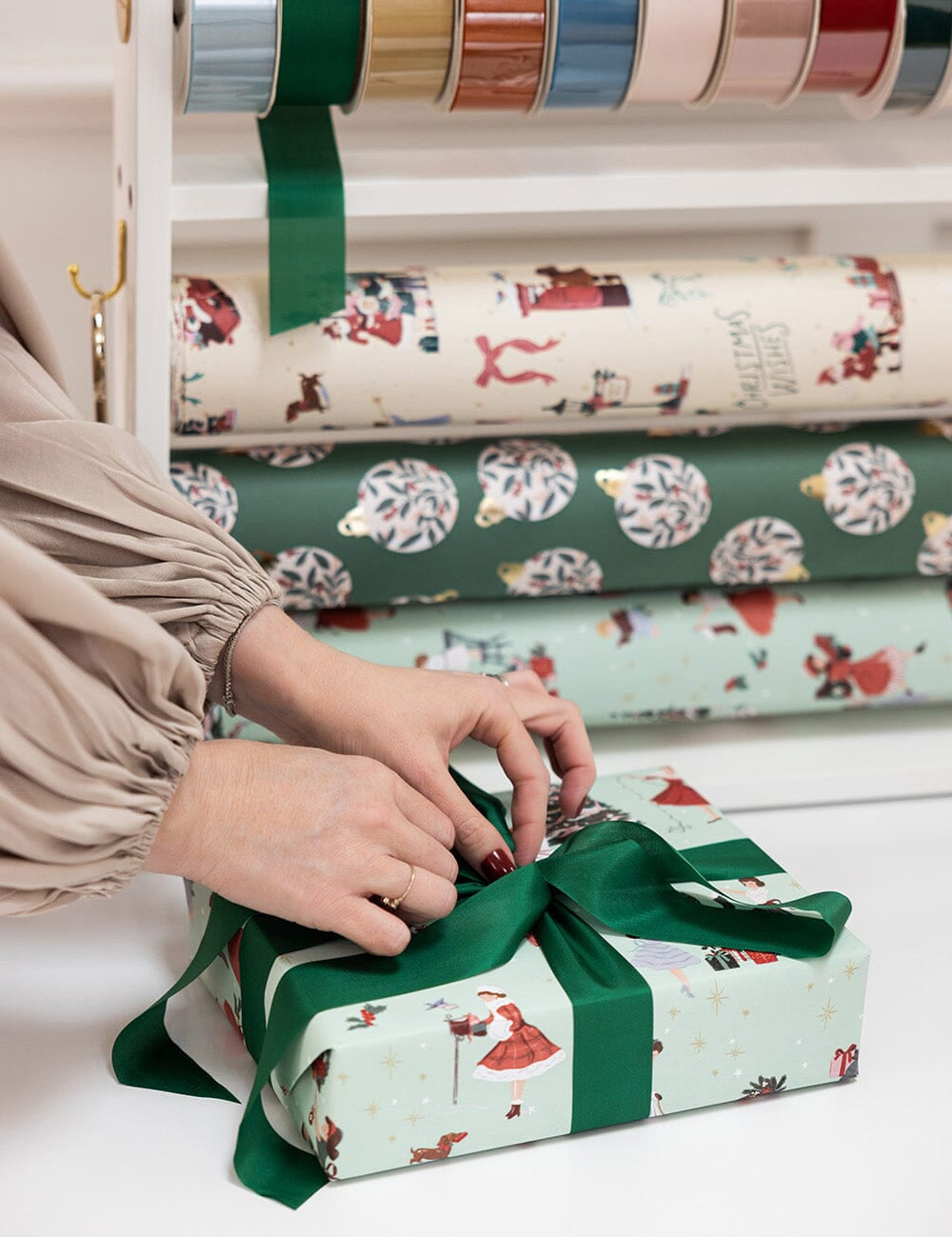 Gift Wrap Roll 3m - Christmas Ladies - Pure Apotheca