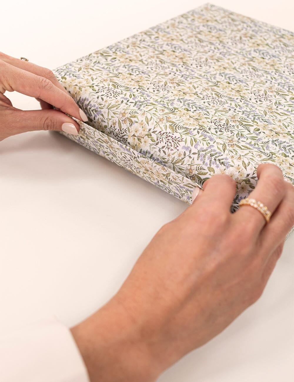 Gift Wrap Roll 3m - Forget Me Not - Pure Apotheca