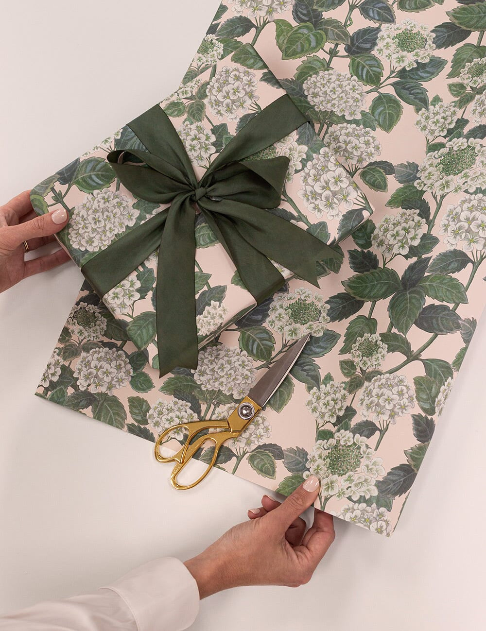 Gift Wrap Roll 3m - Hydrangea - Pure Apotheca