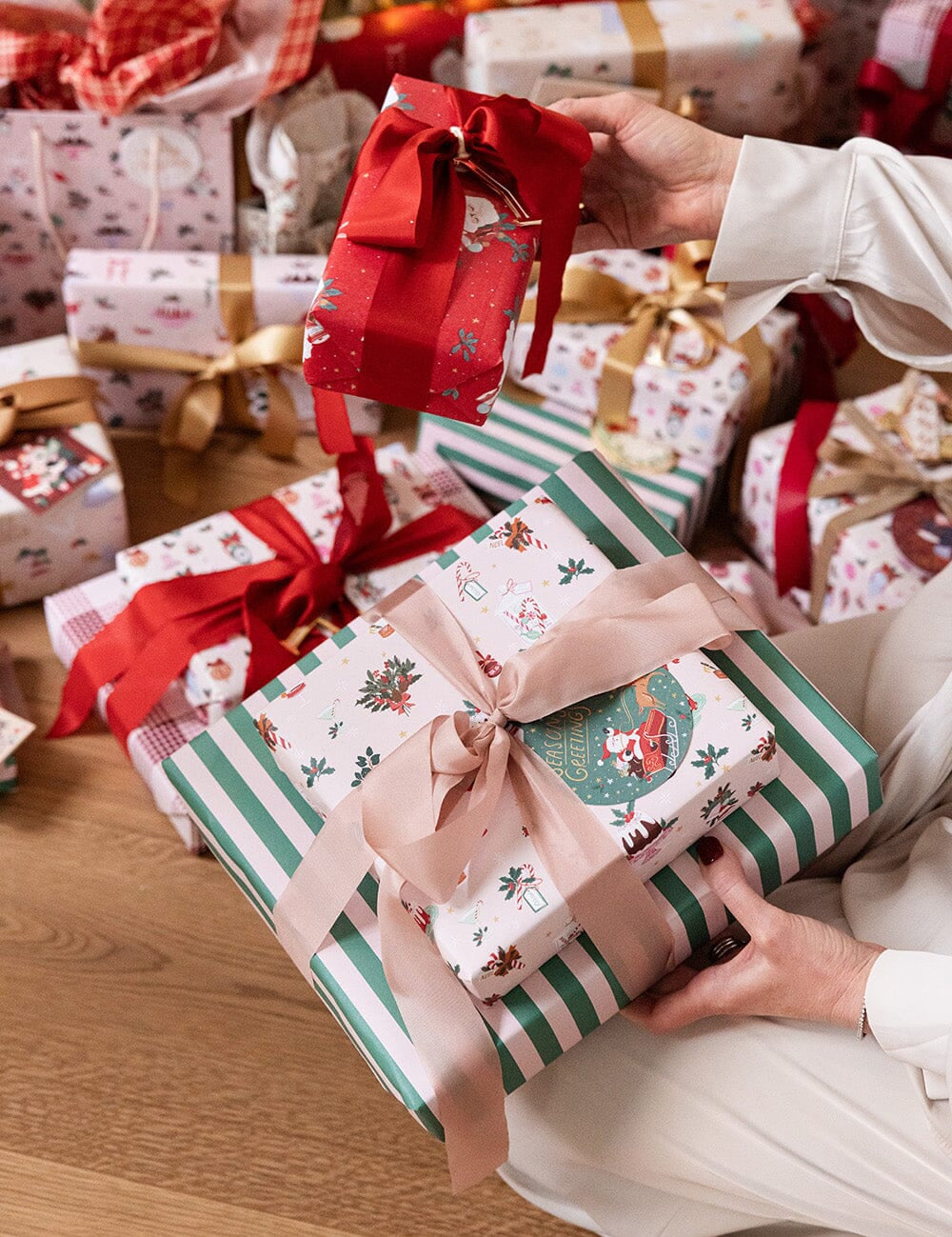 Gift Wrap Roll 3m - Jingle Bells - Pure Apotheca