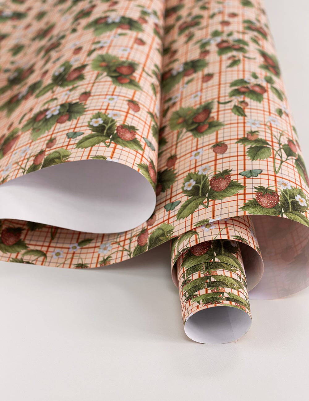 Gift Wrap Roll 3m - Strawberries - Pure Apotheca