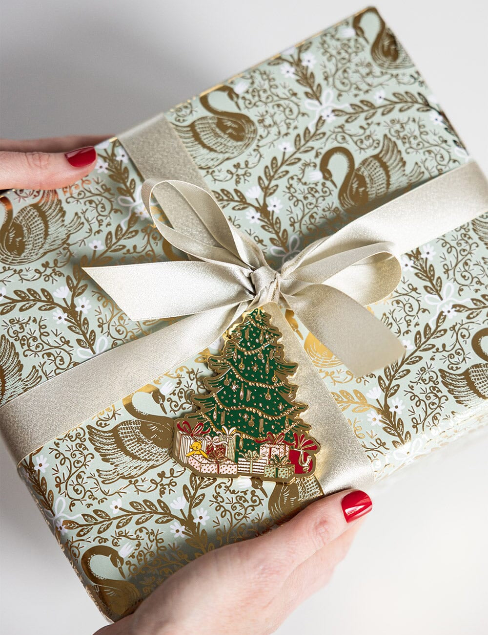 Golden Swans Foil Wrapping Paper Roll 3m - Pure Apotheca