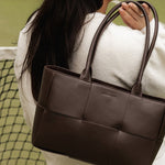 Gwen Handbag Chocolate - Pure Apotheca