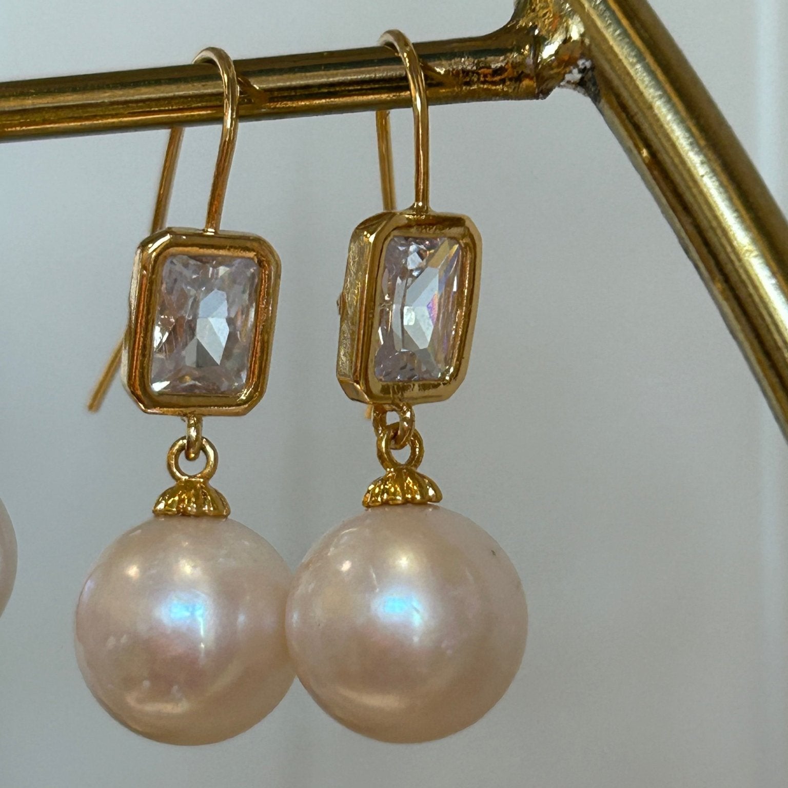 Hailey Crystal & Pearl Gold Hook Earring - Pure Apotheca