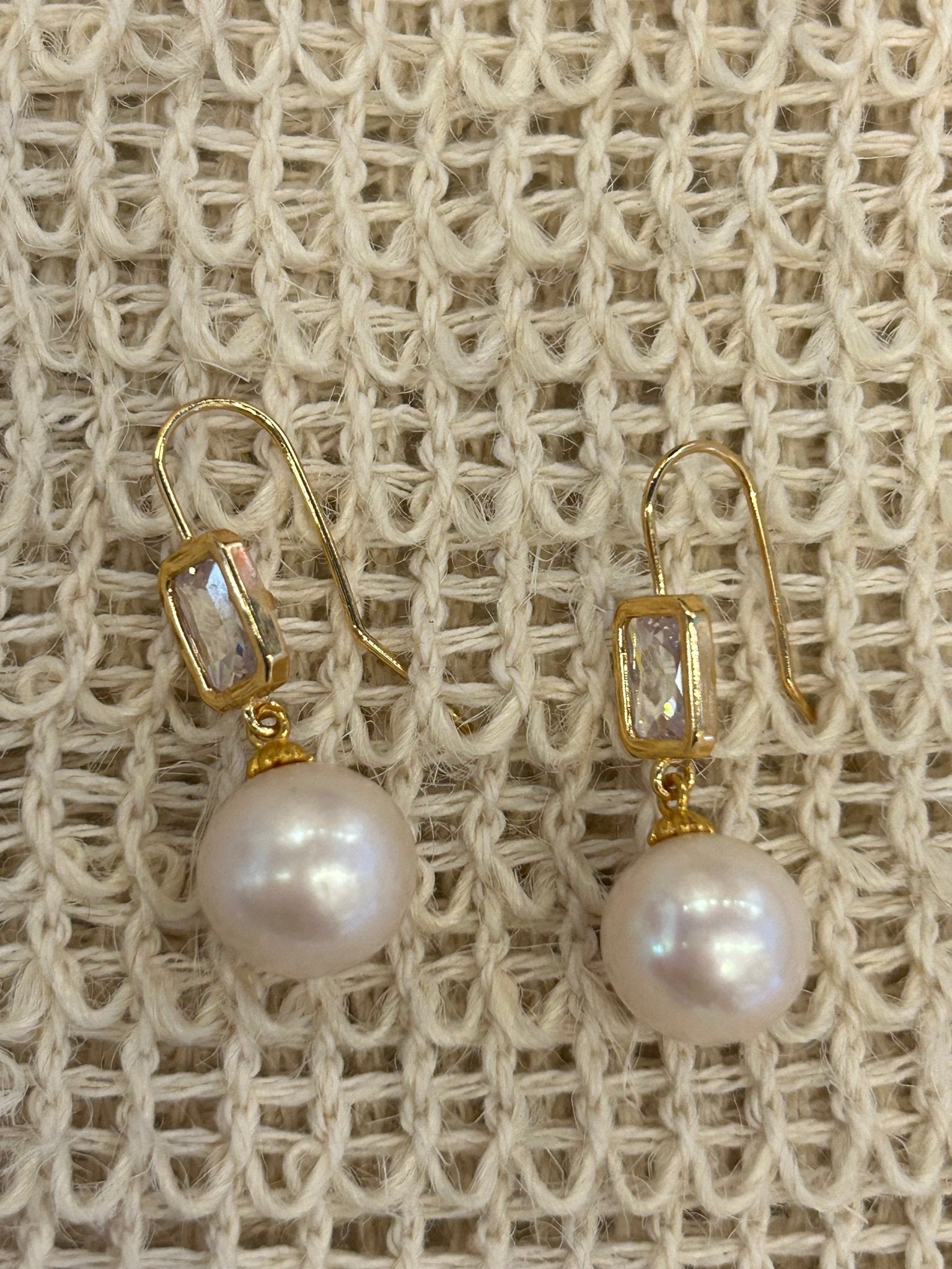 Hailey Crystal & Pearl Gold Hook Earring - Pure Apotheca