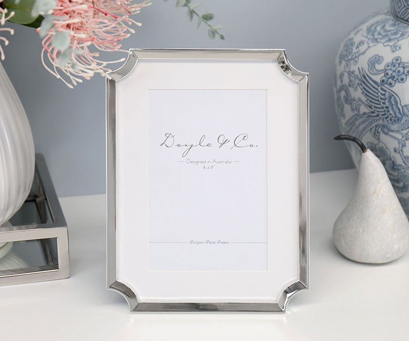 Hamptons Silver Plated Photoframe 4x6” - Pure Apotheca