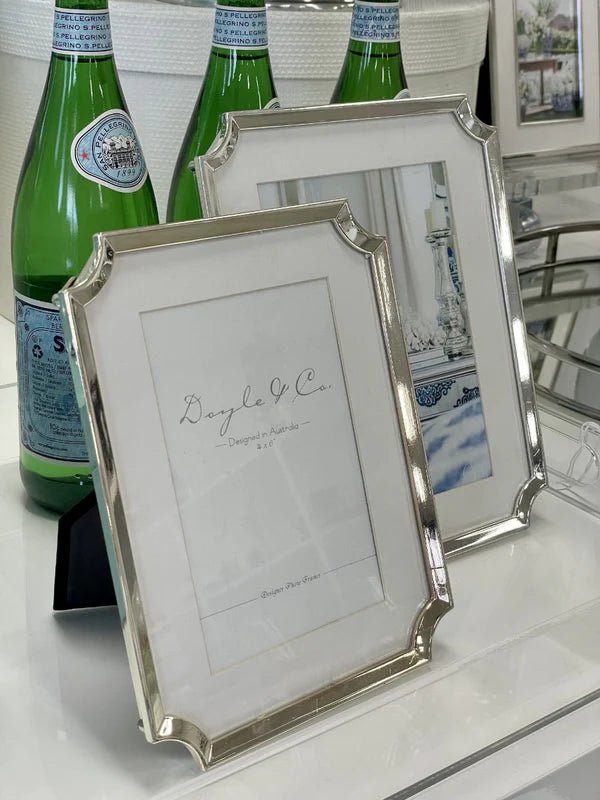 Hamptons Silver Plated Photoframe 4x6” - Pure Apotheca