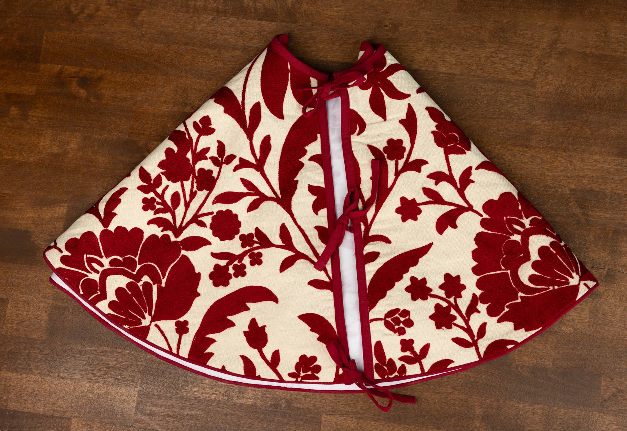 Heirloom Crewelwork Red Floral Tree Skirt - Pure Apotheca