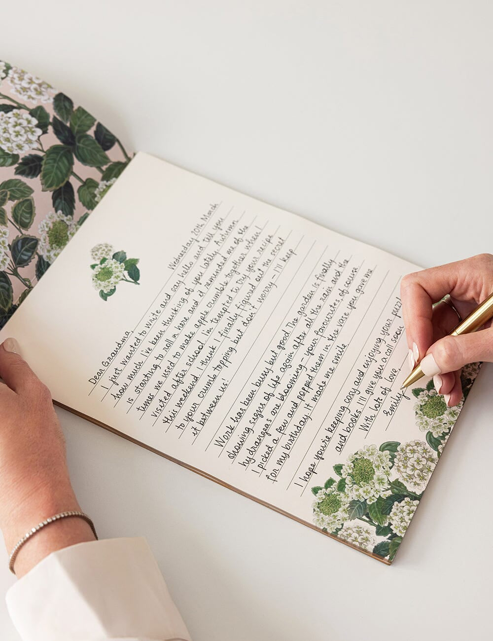 Hydrangea A4 Lined Writing Pad - Pure Apotheca