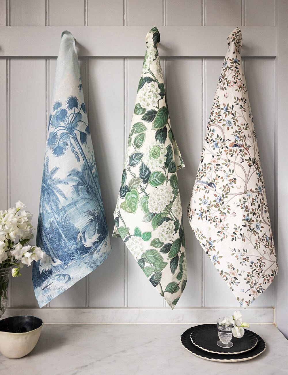 Hydrangea Linen Tea Towel - Pure Apotheca