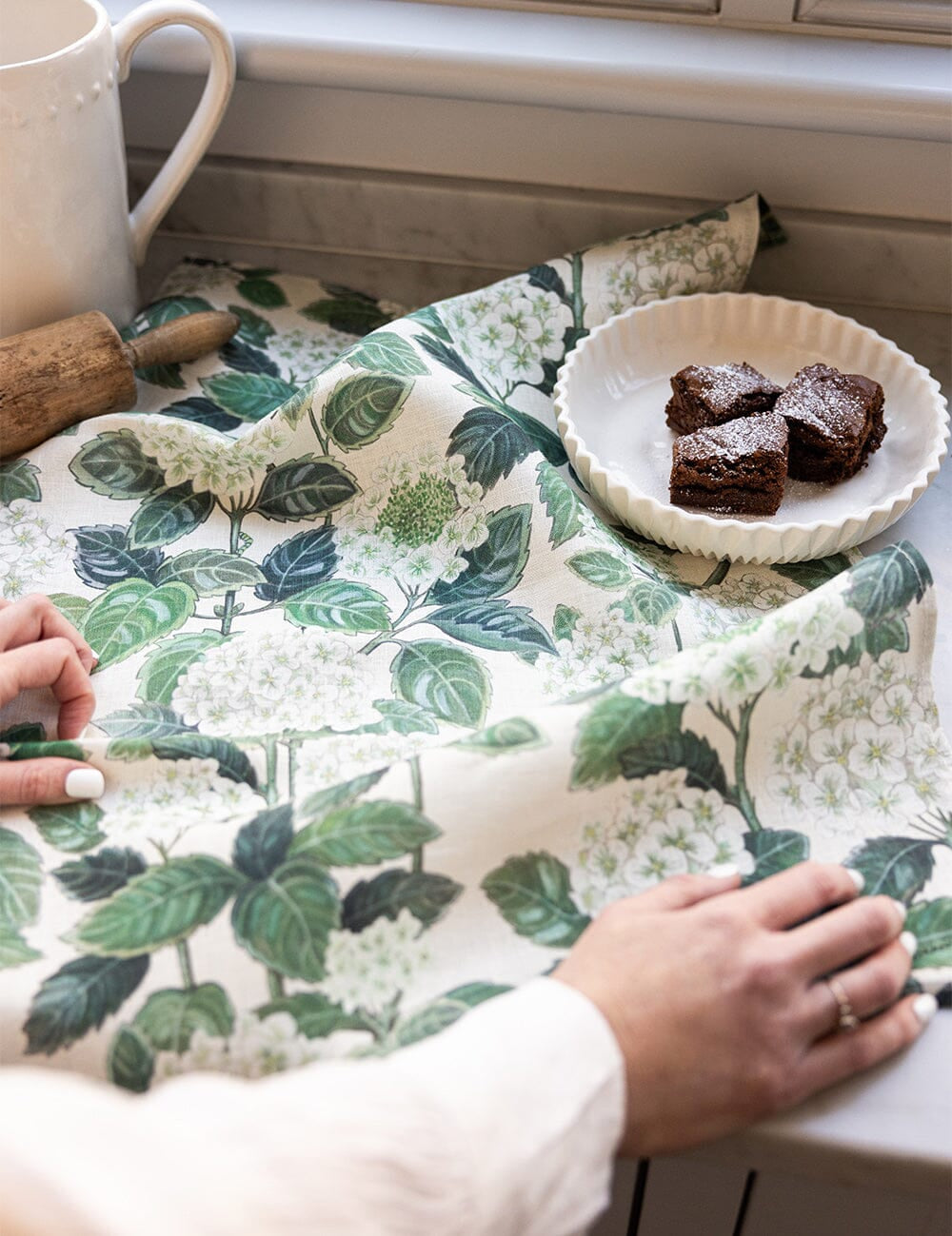 Hydrangea Linen Tea Towel - Pure Apotheca