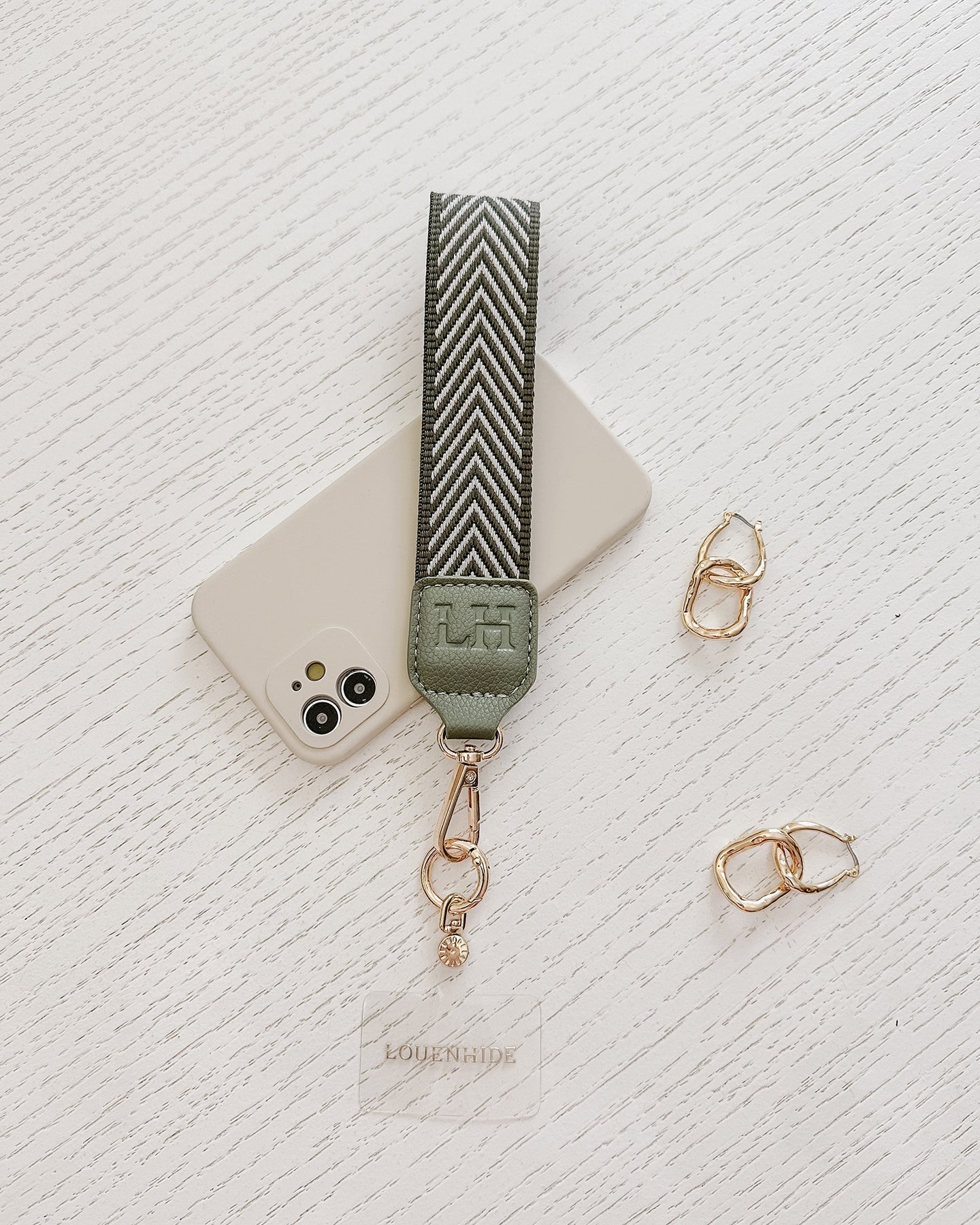 Iris Keyring with Phone Attachment Sage Green - Pure Apotheca