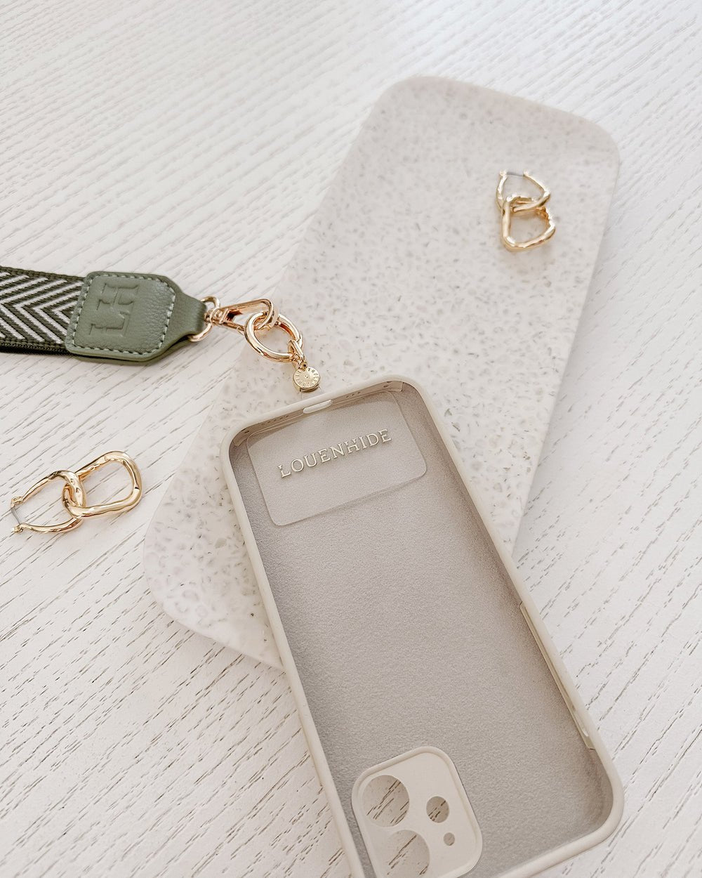 Iris Keyring with Phone Attachment Sage Green - Pure Apotheca