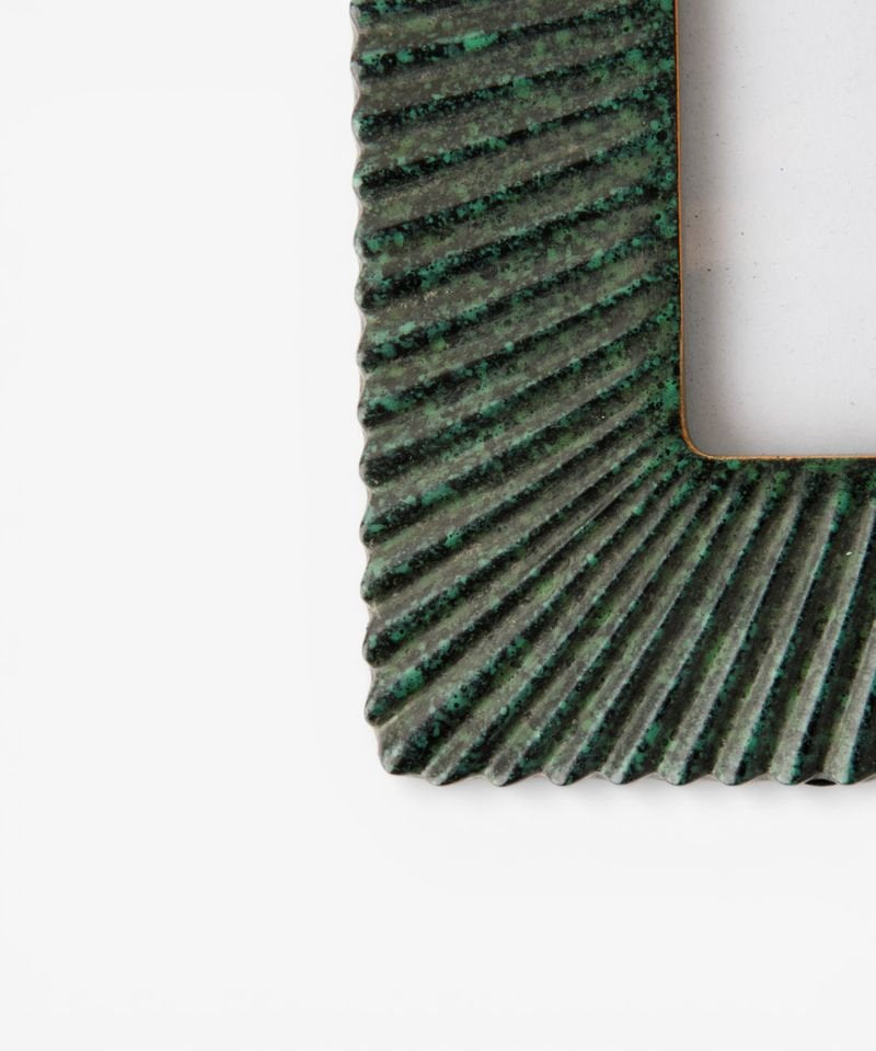 Jade Fan Photoframe 4x6” - Pure Apotheca