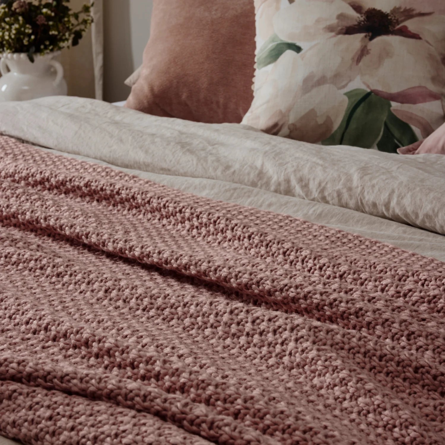 JARAH BLUSH THROW 140X175CM - Pure Apotheca