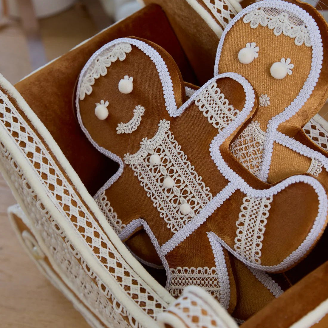 LACE GINGERBREAD BOY ORNAMENT - Pure Apotheca