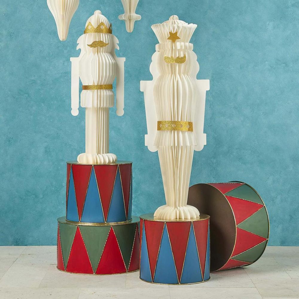 Large Paper Majestic Nutcracker White & Gold - Pure Apotheca