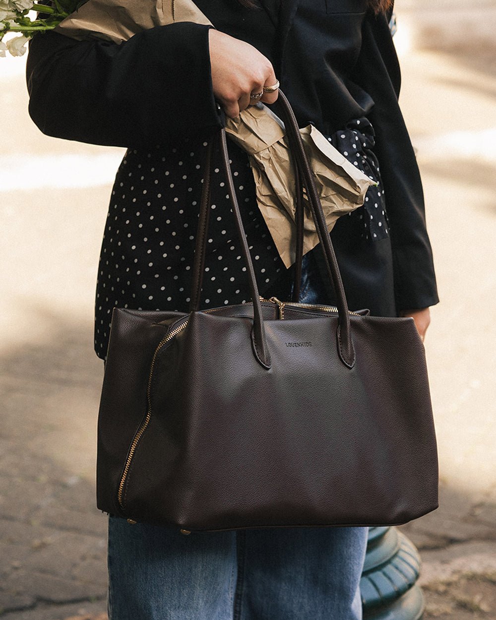 Leon Tote Bag Chocolate - Pure Apotheca