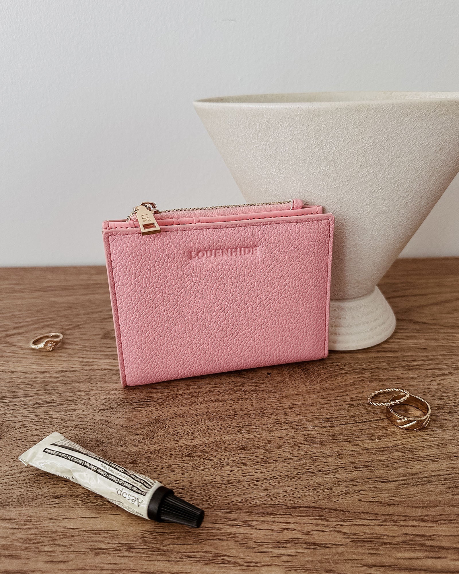 Lilly Wallet Pink - Pure Apotheca