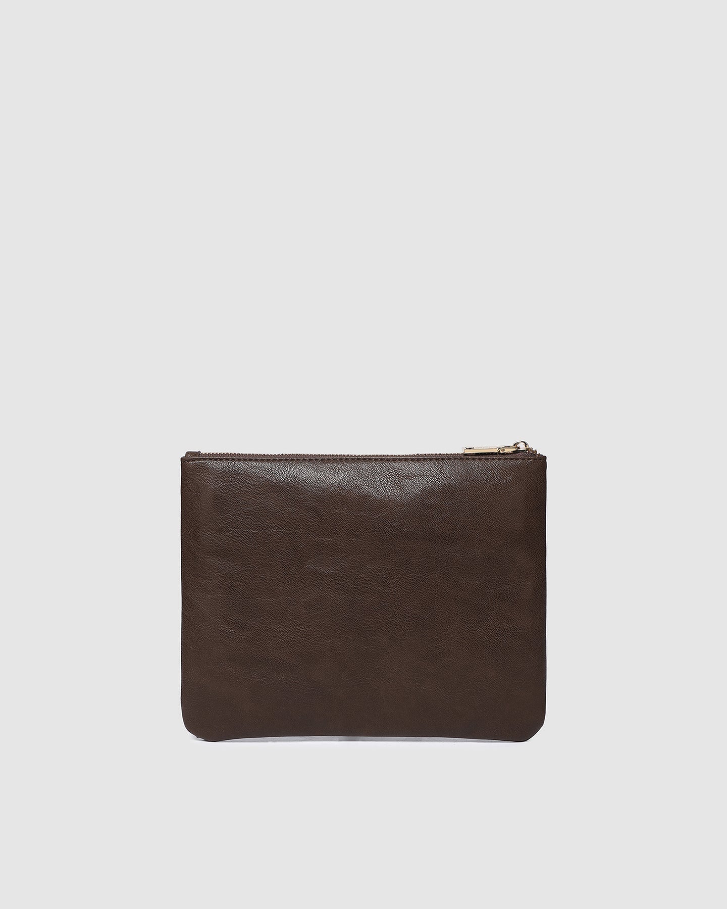 Louie Pouch Saddle Chocolate - Pure Apotheca