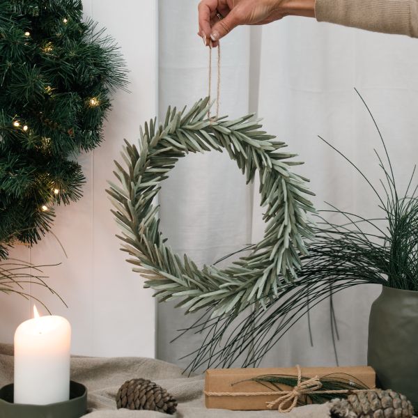 Lucia Felt Green Olive Laurel Wreath d30 - Pure Apotheca